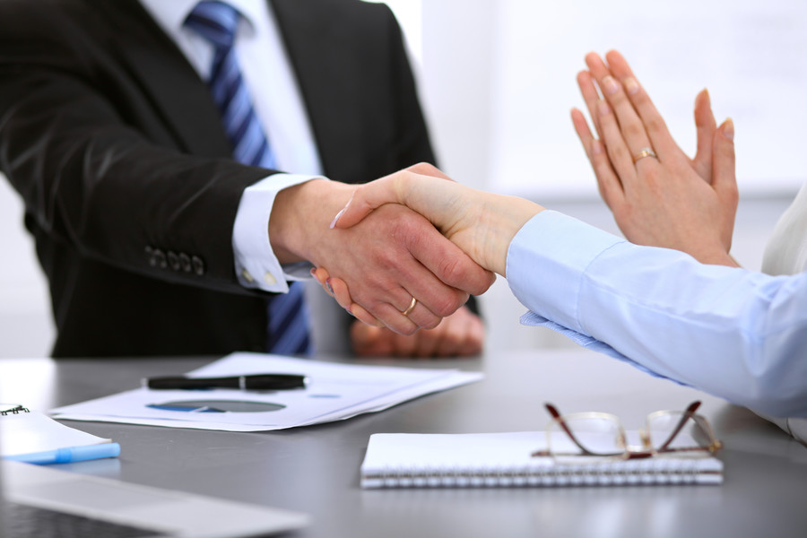 上海刑事案件律師解析:參與非法集資應承擔的法律責任