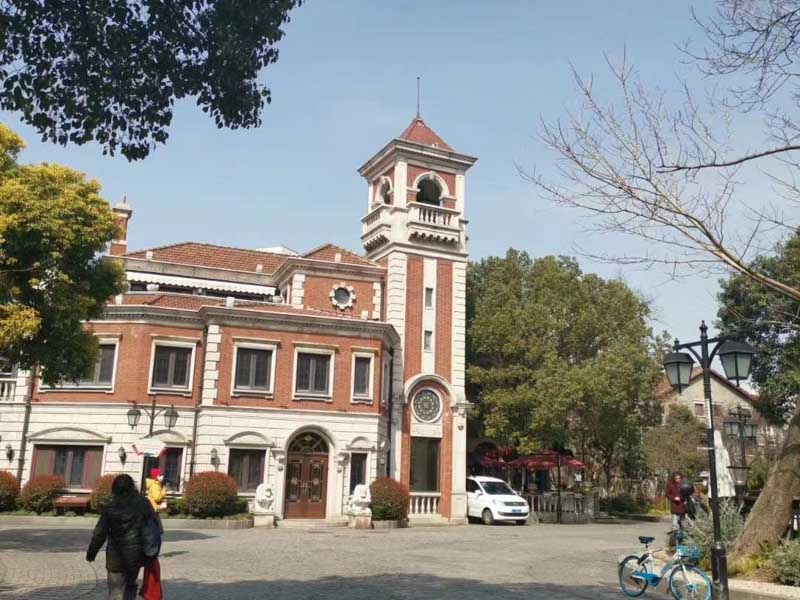 搶劫過(guò)程中致人輕傷但未搶得巨額財(cái)物如何認(rèn)定？上海專(zhuān)業(yè)刑事律師網(wǎng)來(lái)回答