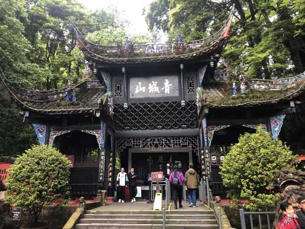 涉案人員被改為監(jiān)視居住能否變更強制措施？普陀區(qū)刑事律師來回答