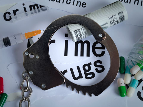 上海包庇罪辯護(hù)律師 對明知是有罪的人而故意包庇不使他受追訴