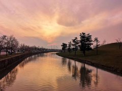 上海取保候?qū)徛蓭煟汉匣镌p騙可以申請取保候?qū)?></a></div>

                            <div   id="kecqiua"   class="media-body">

                              <a href="http://m.wqgiqq.cn/xszx/251.html" title="上海取保候?qū)徛蓭煟汉匣镌p騙可以申請取保候?qū)?>上海取保候?qū)徛蓭煟汉匣镌p騙可以申請取保候?qū)?/a>

                              <p class="list_desc">上海取保候?qū)徛蓭熁貜?fù)要看具體案情，以及是否已經(jīng)被批捕,可以委托律師會(huì)見了解案情，分析取保候?qū)弾茁省?.. </p>

                            </div>

                          </div>

                        </li><li>

                          <div   id="y80sc2w"   class="media media-x">

                            <div   id="gumkeew"   class="media_img float-right"><a  href="http://m.wqgiqq.cn/xszx/138.html" ><img  src=