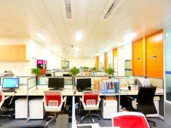 <b>上海刑事案件律師:網(wǎng)絡(luò)賭場罪的情節(jié)嚴重標準解析</b>